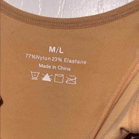 Shapewear Tummy Control Seamless Sculpting Hip Enhancer Body Shaper M/L NWT - Picture 7 of 12